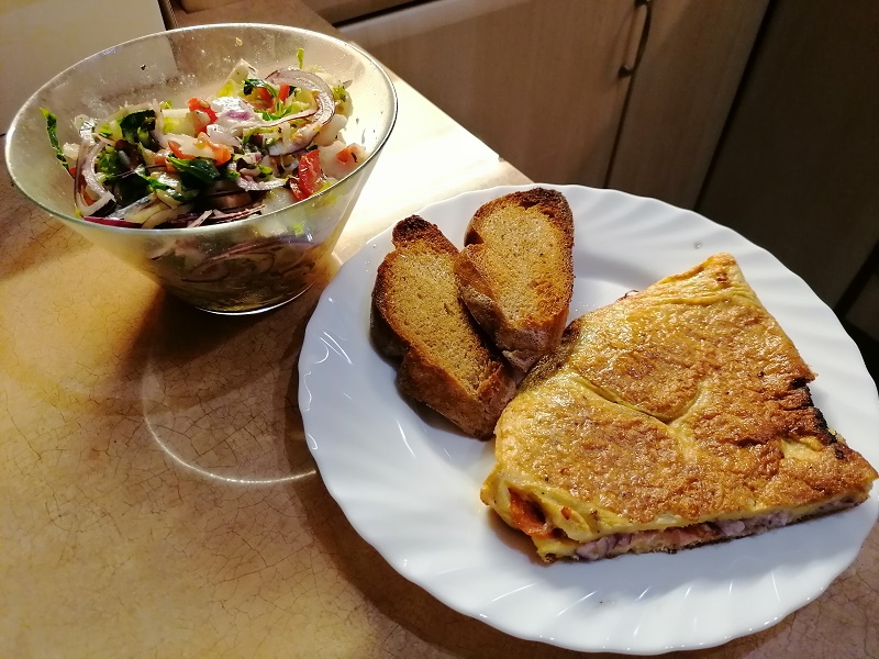 Töltött omlett